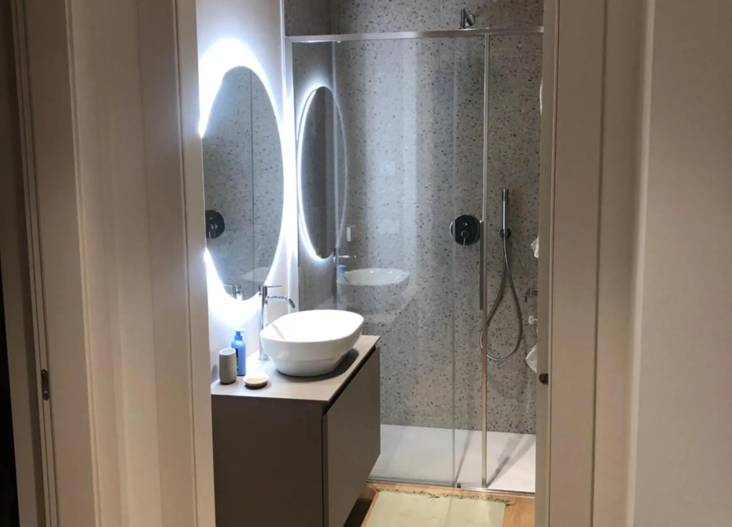 Exclusive Luxury Modern Apartment City Center With Private Garage 米兰